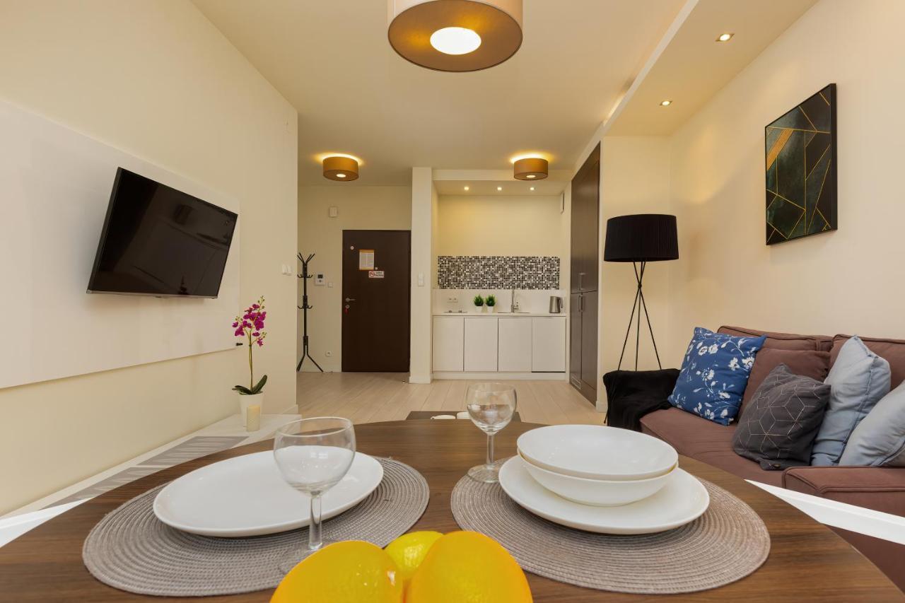 Apartments Warsaw Gieldowa 4 By Noclegi Renters Extérieur photo